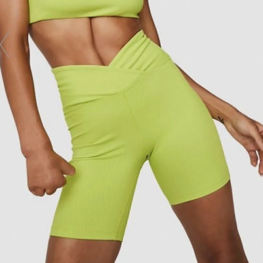 Year Of Ours Ribbed V Waist Biker Short In Cyber Lime Women’s Size S